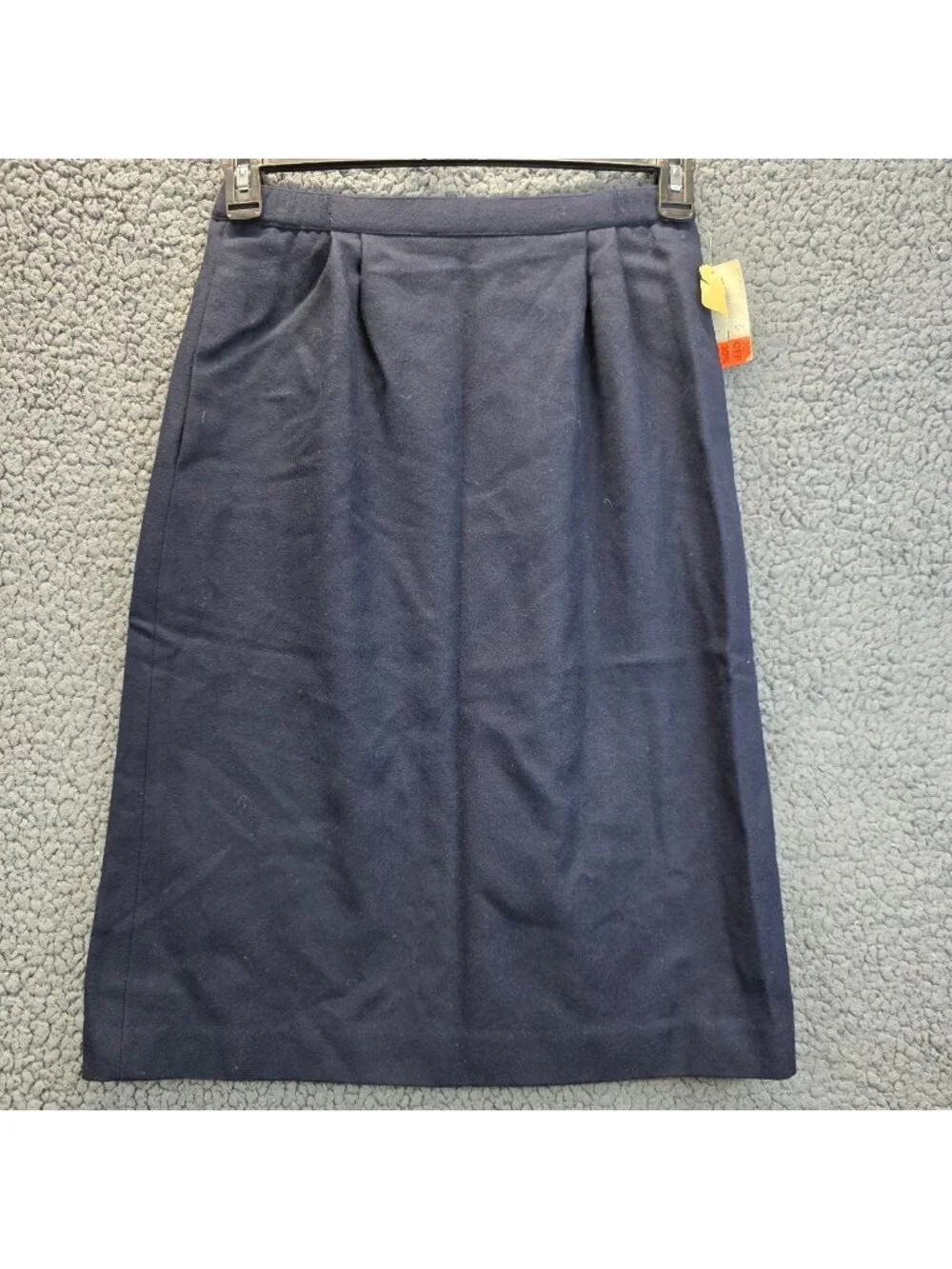 Vintage C.G.N.Y. Wool Pencil Skirt Size 6 Old Money Academia Quiet Luxury Preppy